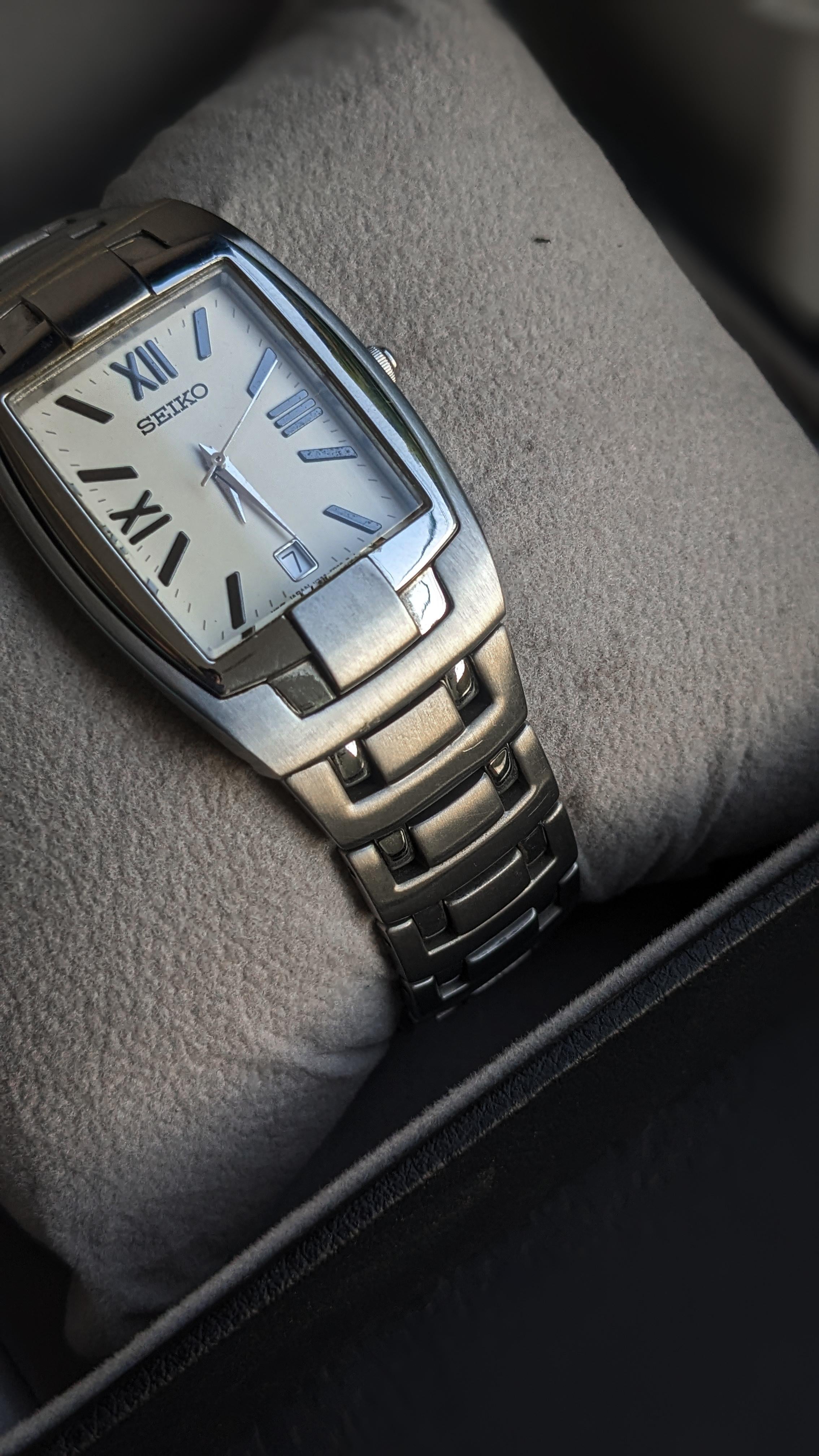 wts] Vintage 1990's Seiko Retro Style Tank Quartz Watch with Roman