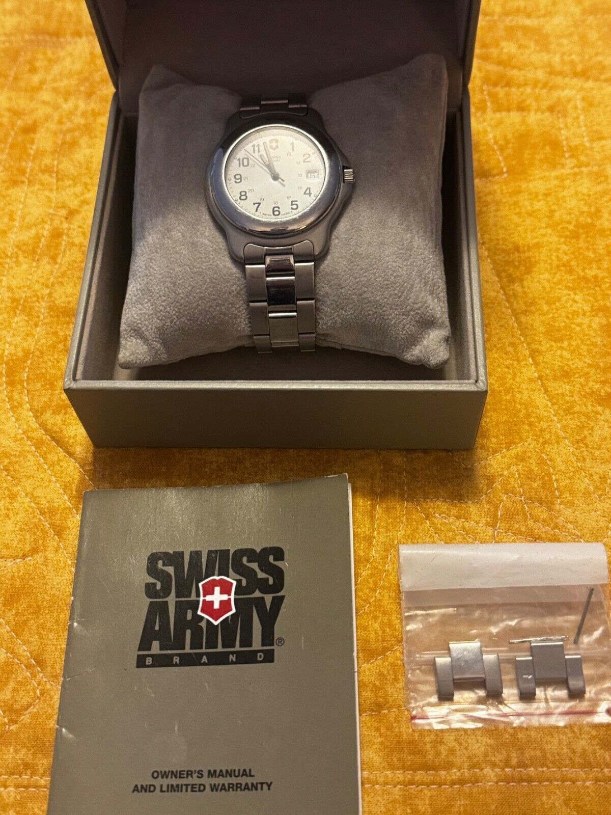 Swiss army discount watch setting instructions