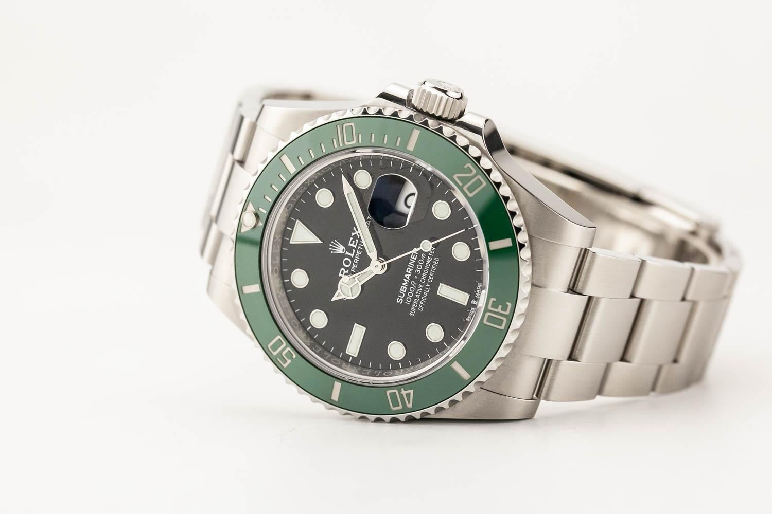 MINT Rolex Submariner HULK Green Ceramic Stainless Steel 40mm Watch 116610  LV