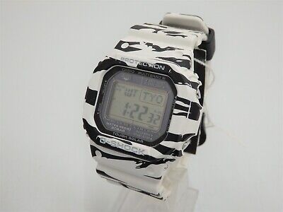 CASIO G SHOCK G SHOCK G Shock GW M5610BW 7JF White Black Tiger