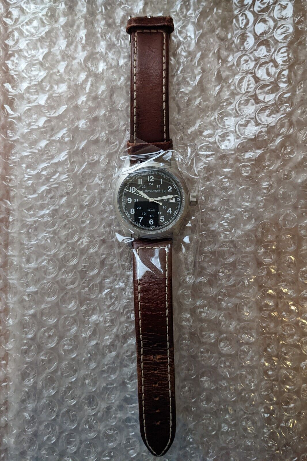 Hamilton Khaki Field watch H684812 black dial - Just serviced by