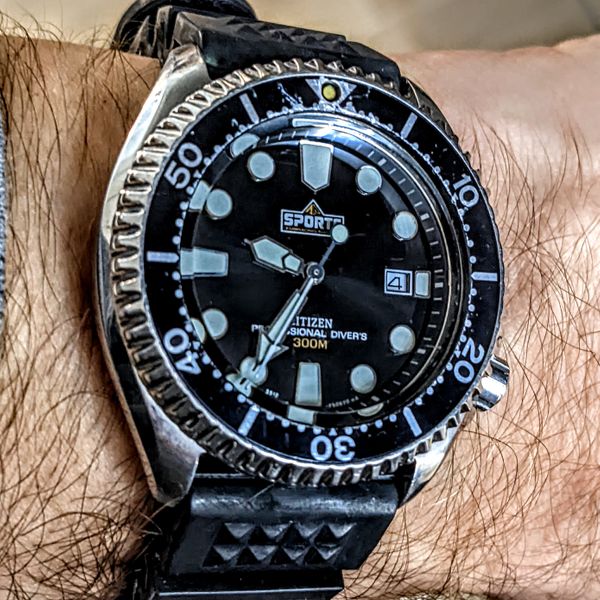 FS: Citizen Sporte 300m Professional diver quartz 5513-F50531 | WatchCharts  Marketplace