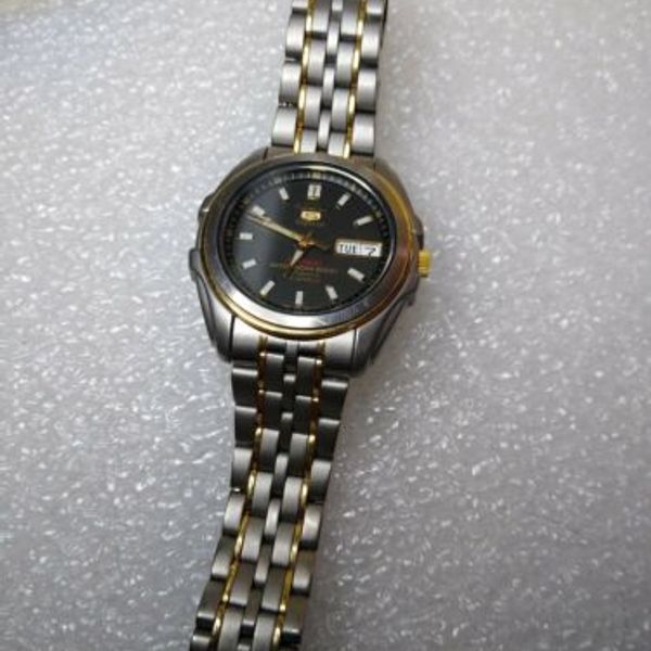 seiko 5 23 jewels automatic watch