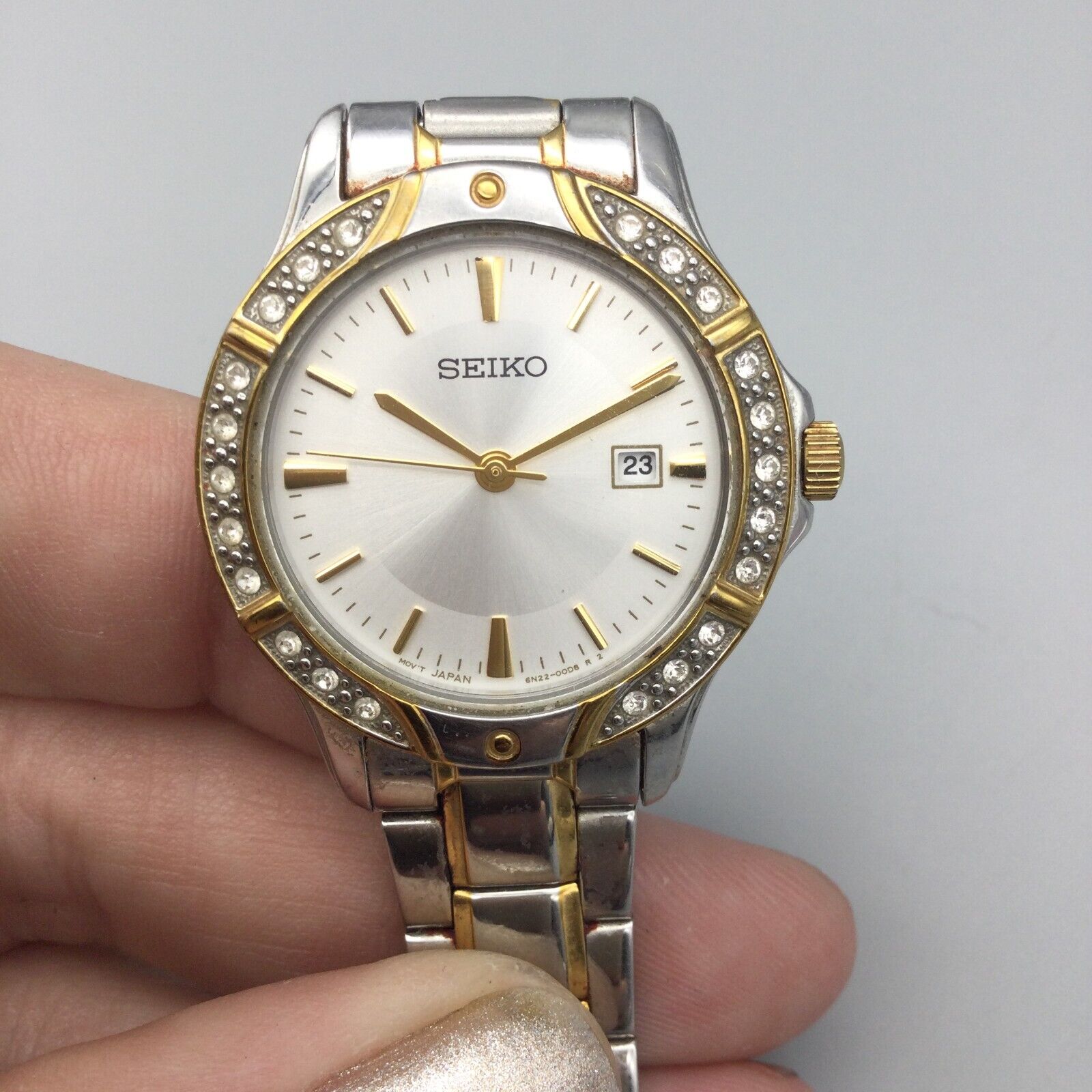 Seiko Watch Women Silver Tone Round 6N22 00B0 Date Crystal New