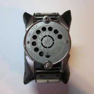 HI-TEK LONDON DESIGNS ALEXANDER 腕時計　レア Rare Hi Tek London Alexander Wrist Watch Steampunk Cyber