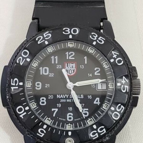 Luminox Navy Seals Series 3000 Swiss Black Diving Watch Water Resistant