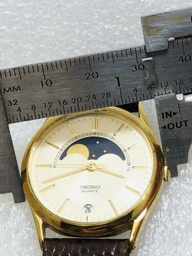 SEIKO 7434-7001 ムーンフェイズ 1984) Seiko 7434-7000 dress watch with moon phase - white