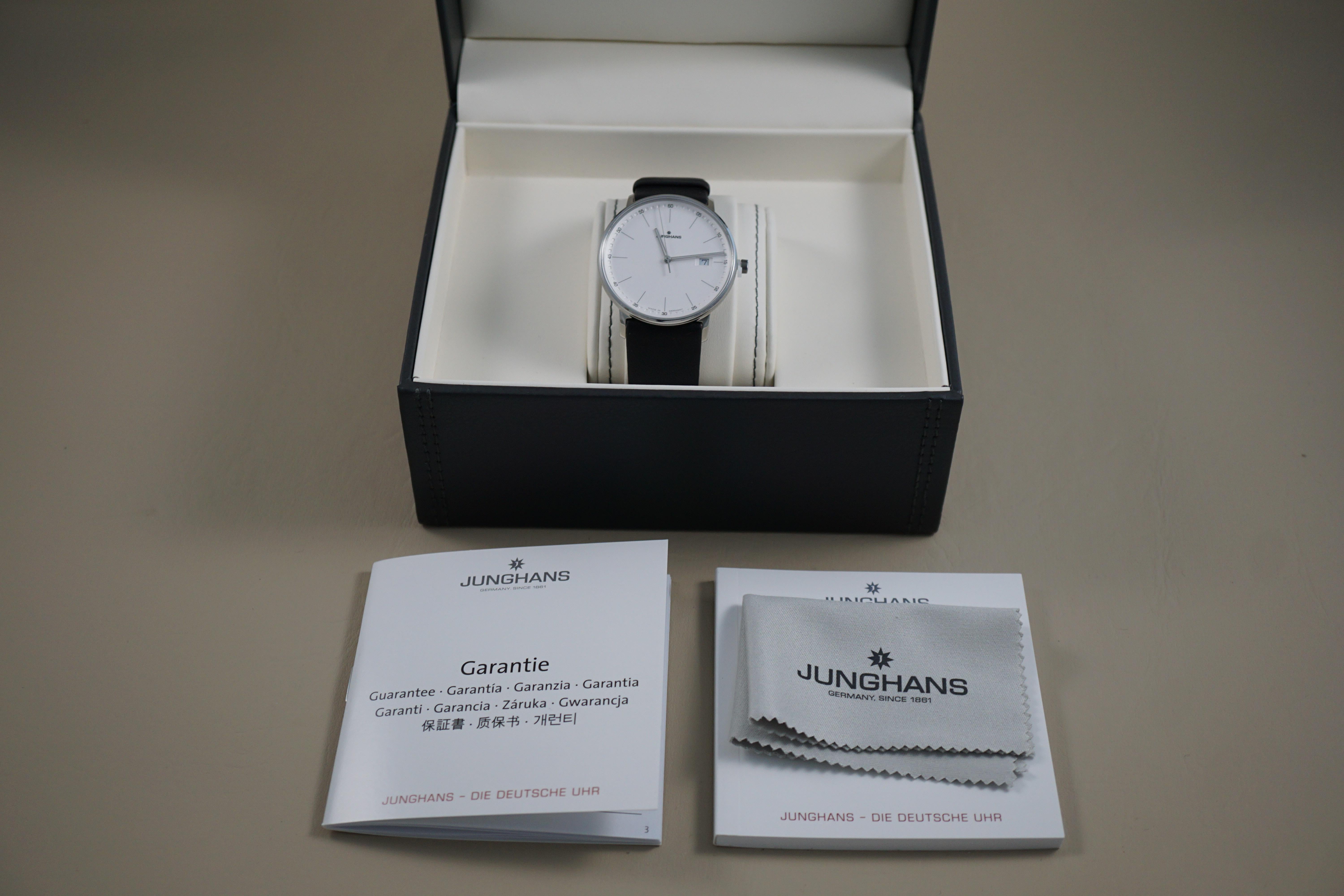 WTS New Unworn Junghans Form 041 4884.00 Form Quartz Cream Dial