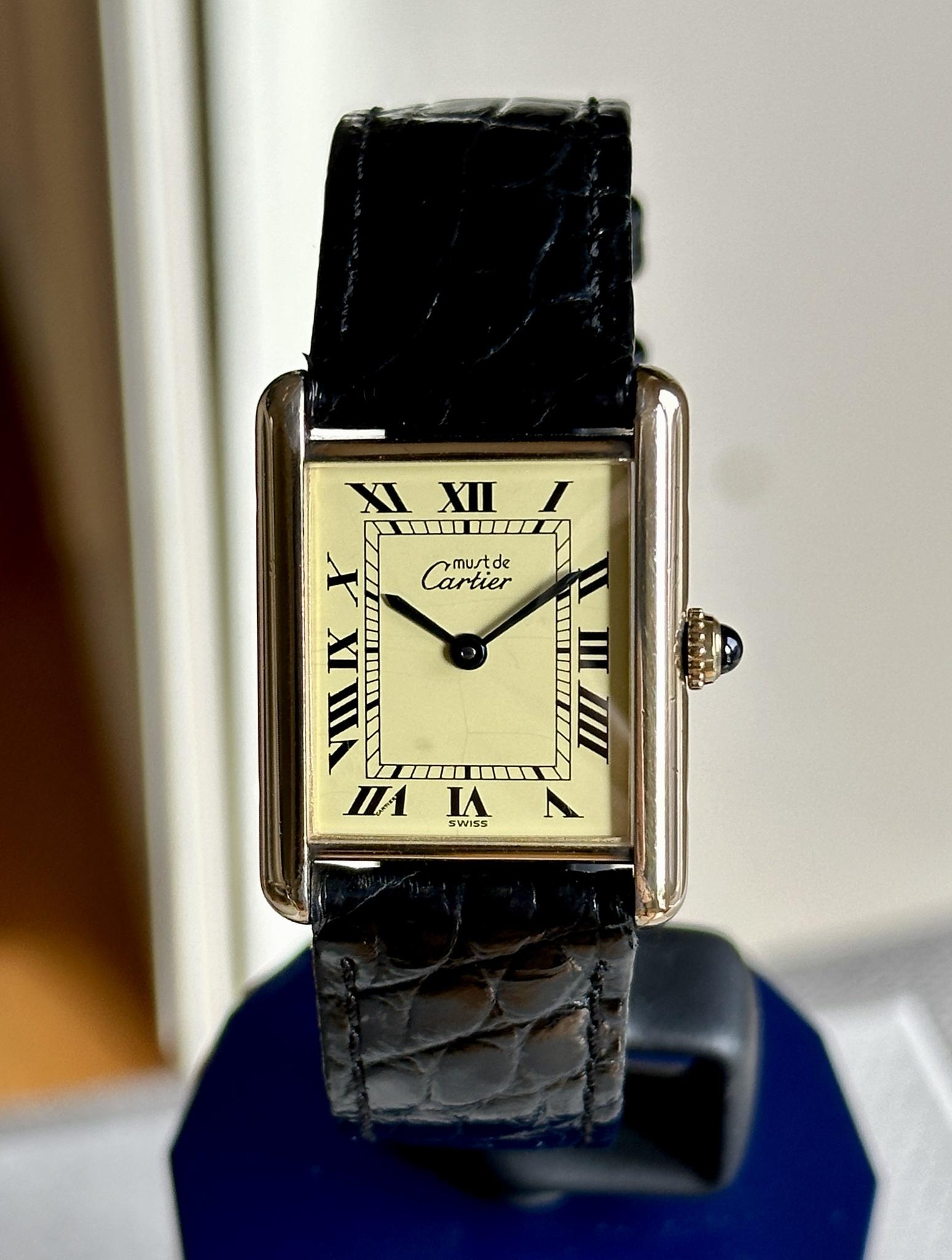 Le must de 2024 cartier tank watch