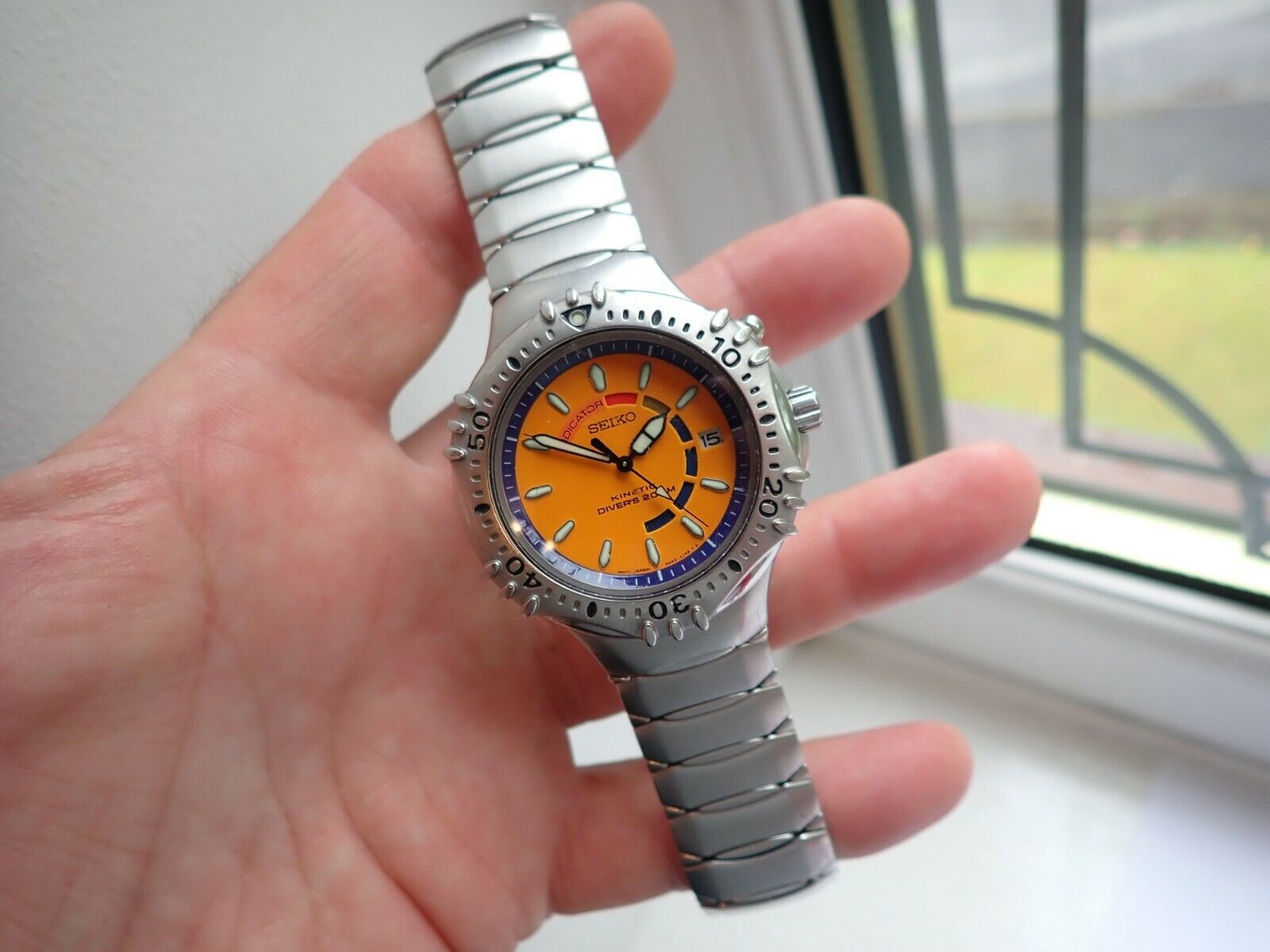 Mens Seiko Giugiaro Kinetic Watch 5M42-0F70 - 200m Orange Dial