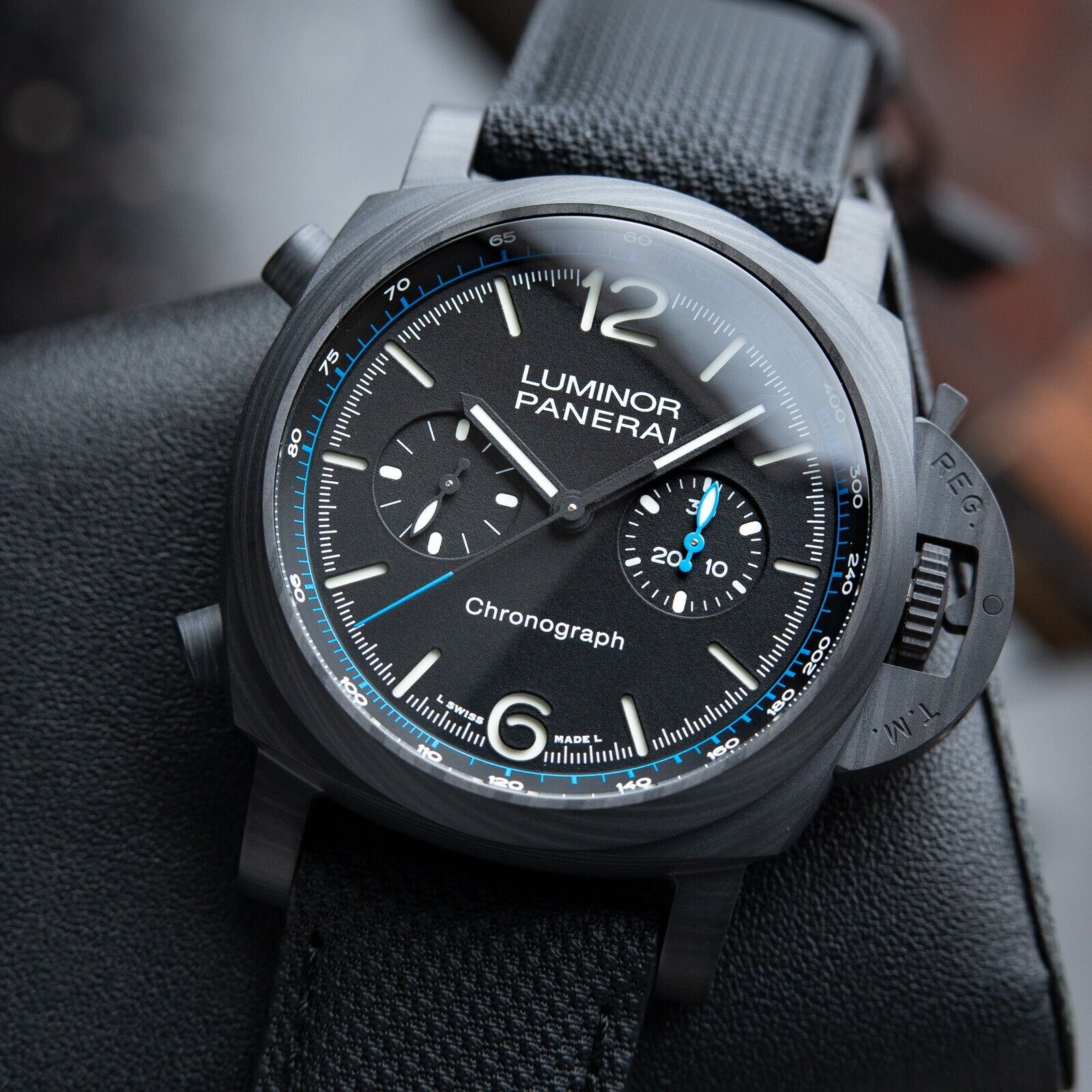 Panerai chronometer online