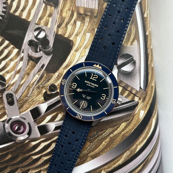 [WTS] Echo Neutra - 1956 Blue - Swiss Made - Rare Color | WatchCharts ...
