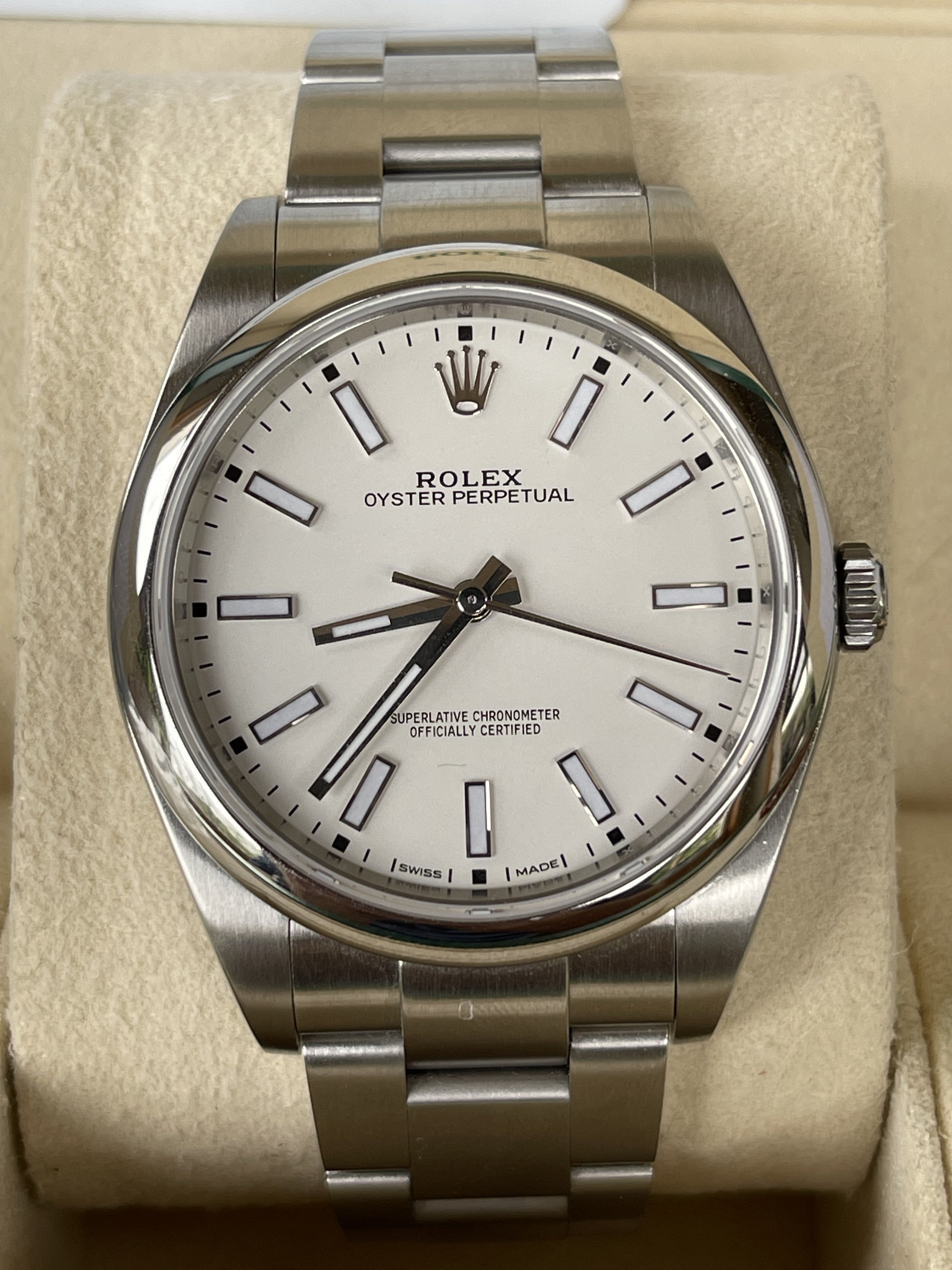 Rolex oyster perpetual outlet 39 white