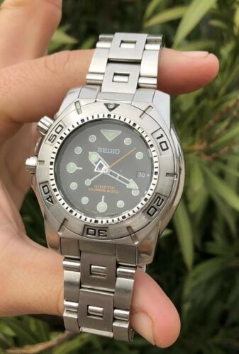 Vintage Seiko 5M62-0AY0 Kinetic Divers 200m Men's Lefty 46mm Jumbo