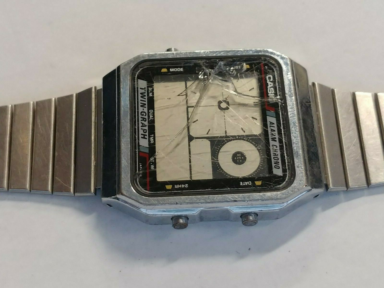 CASIO ツイングラフ AE-200 アラームクロノデジアナアナデジ【難あり】 CASIO ツイングラフ AE-200 アラームクロノデジアナアナデジ【難
