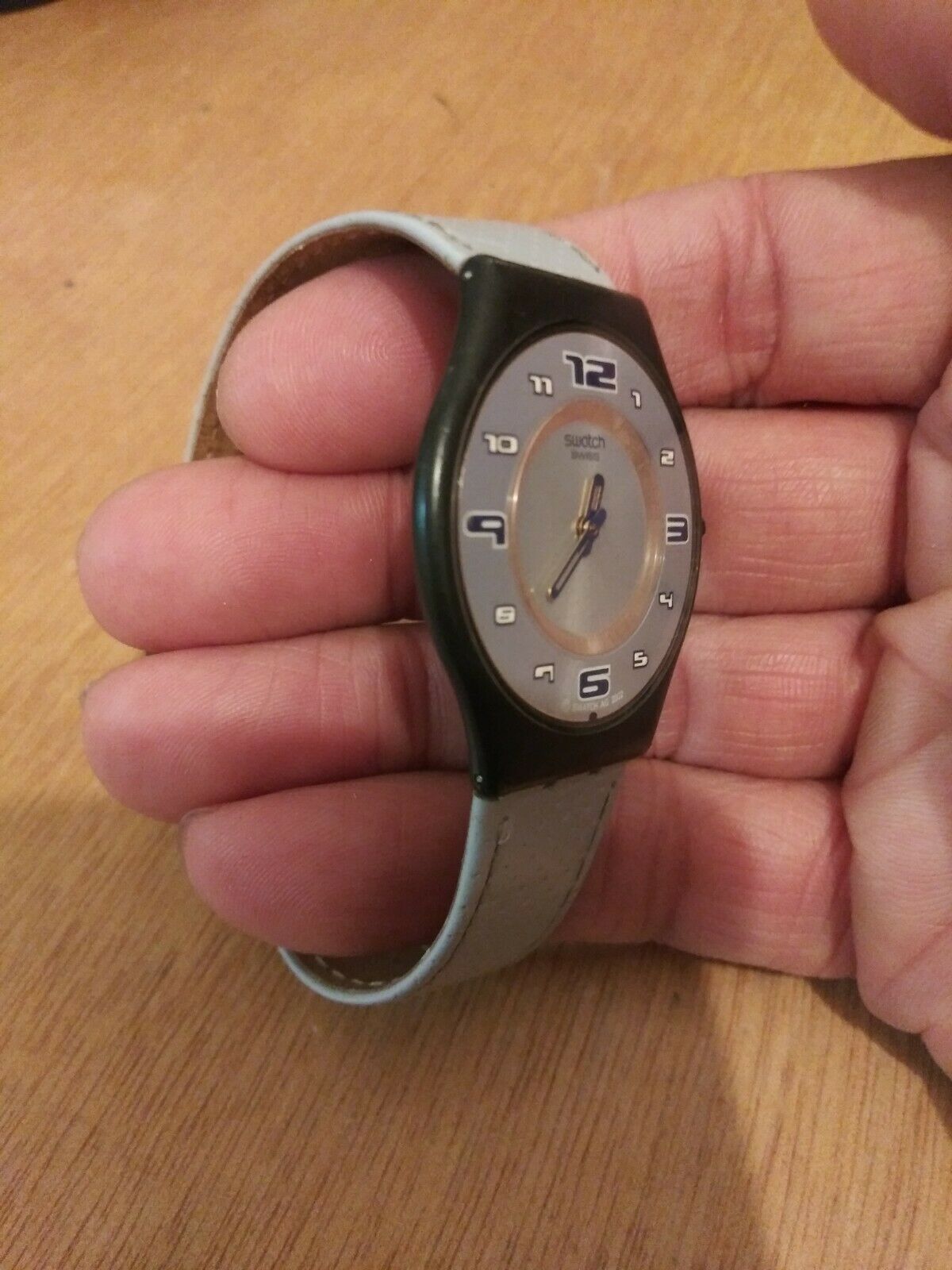 Swatch Skin Swiss 2003 SFB123 Breathless Thin Watch 