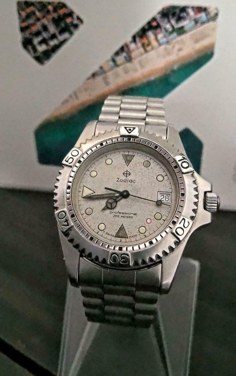 Zodiac Red Silver Dot. model 206.11.01 | WatchCharts Marketplace