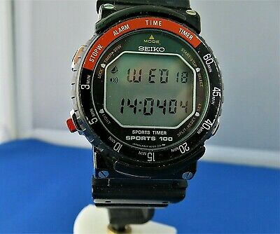 Seiko A827-6029 Sports Timer Sports 100 digital LCD quartz