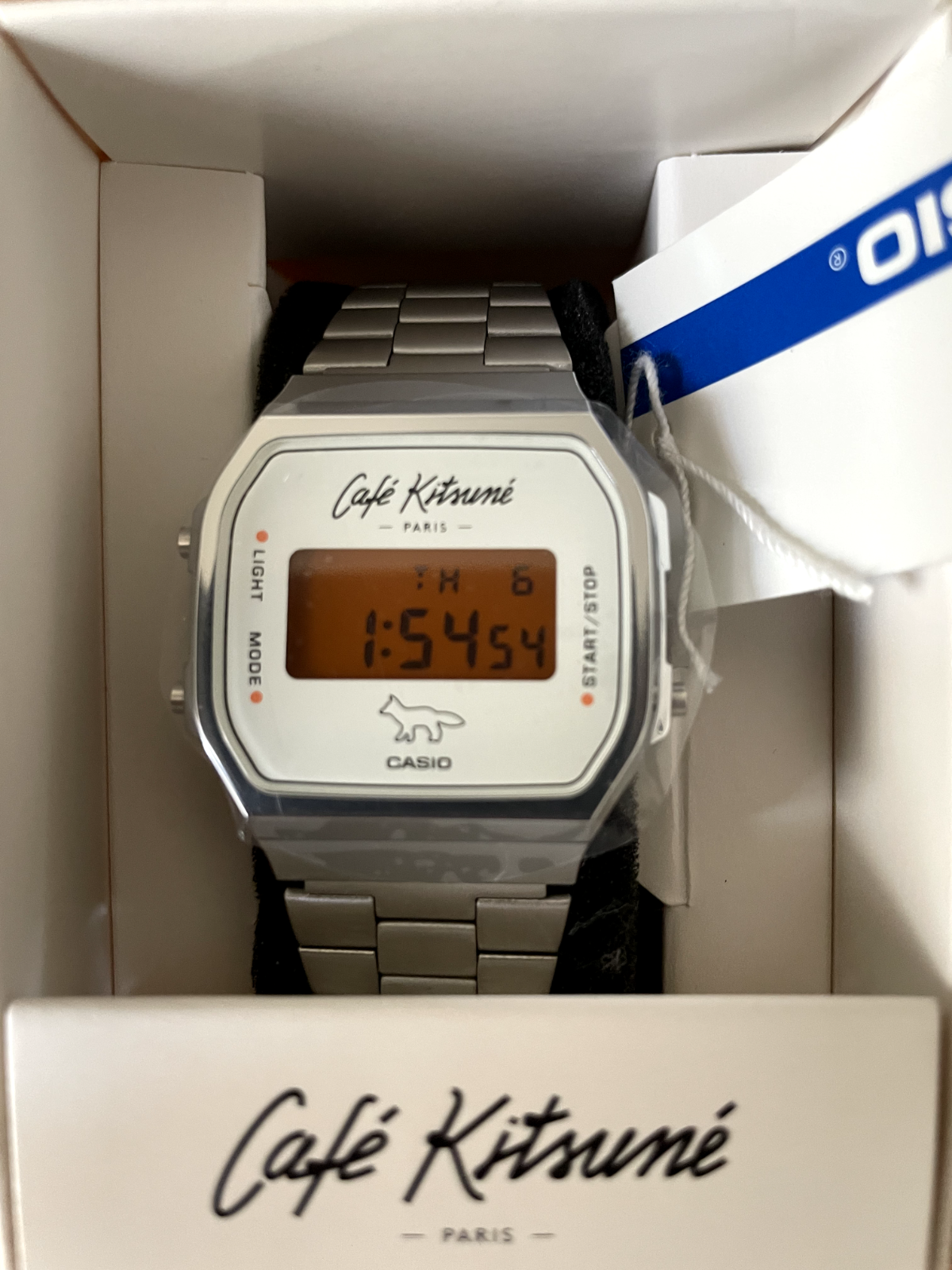 腕時計Cafe Kitsune x Casio A168WECK-7AJR - 腕時計