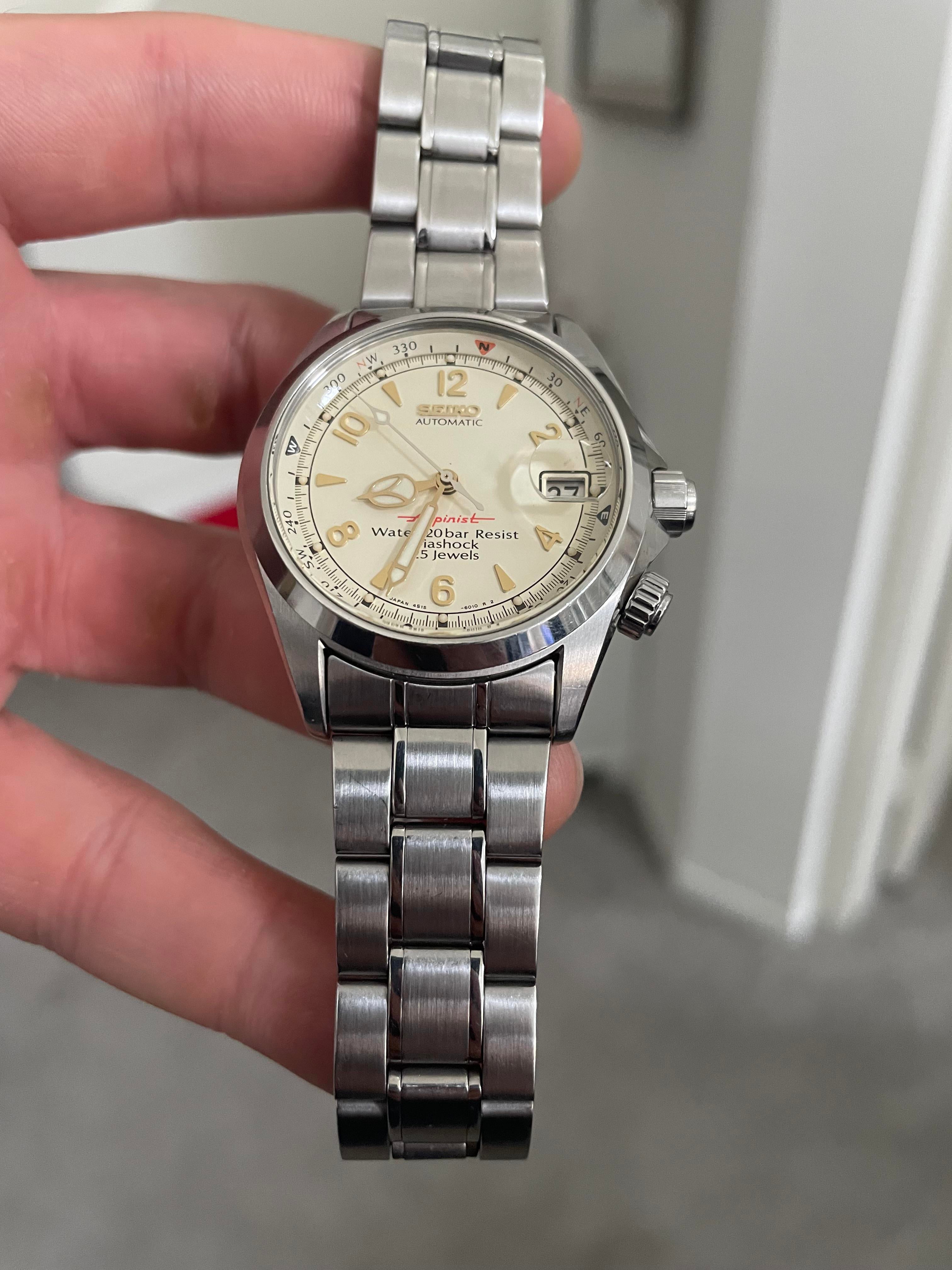 WTS] Seiko SCVF007 - Rare Bracelet - Great Condition - Red Alpinist |  WatchCharts