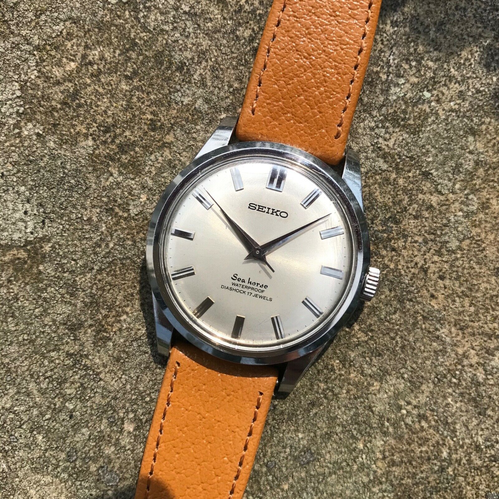 Superb vintage 1960's Seiko 66-8980 Sea Horse 17J silver dial