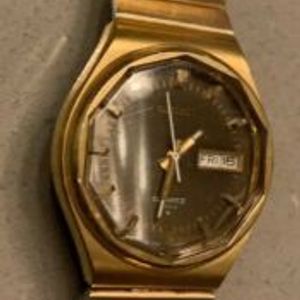 SEIKO SQ 4004 Vintage Men's Gold-Tone Quartz Day & Date 0903-8079 kJ |  WatchCharts