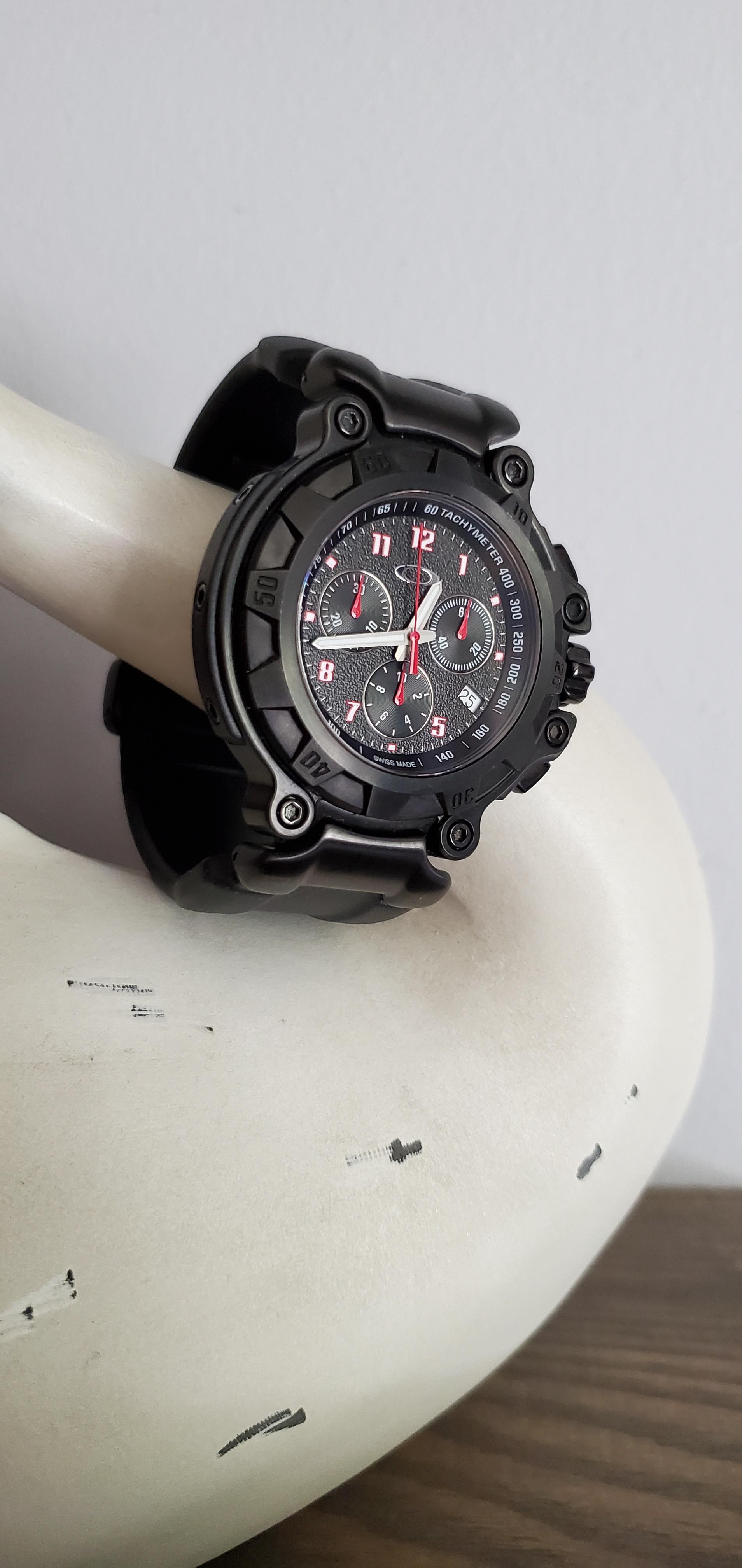 Oakley hotsell crankcase watch