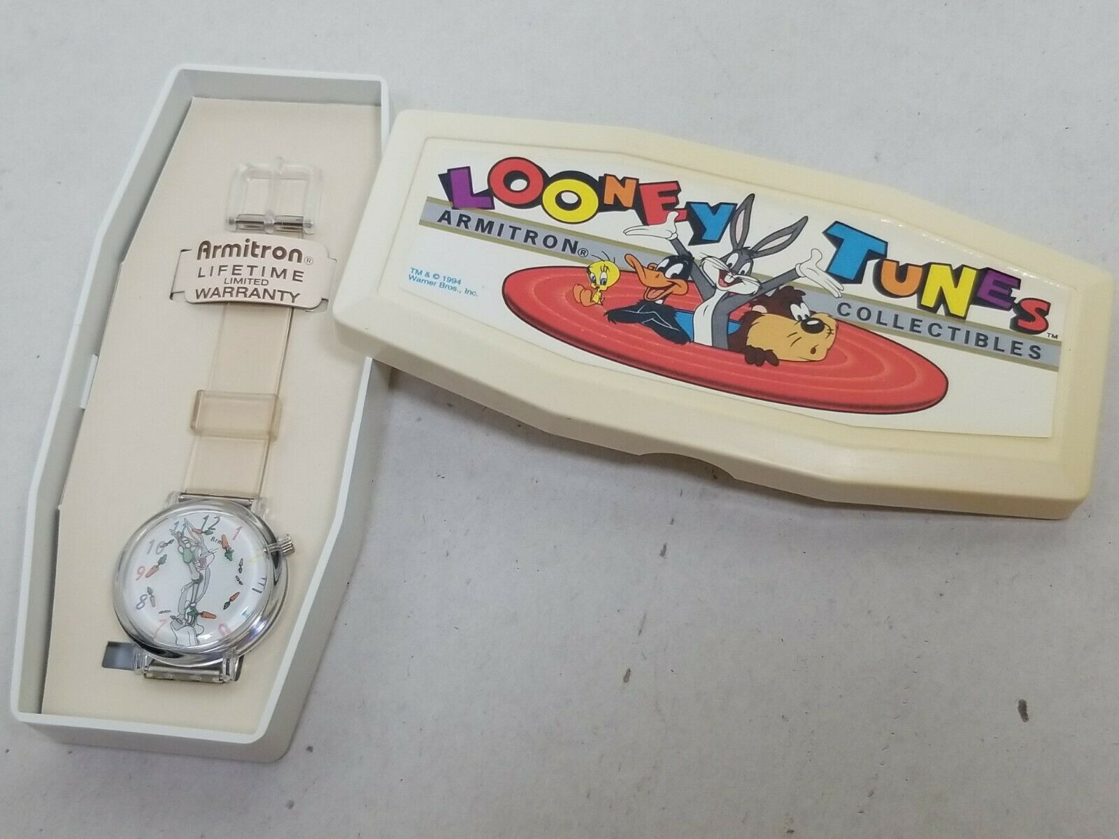 LOONEY TUNES WARNER BROS BUGS BUNNY ARMITRON COLLECTIBLES 1994