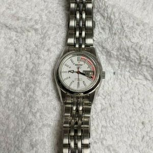 SEIKO 5: Automatic, 21 Jewels, White Face, Lady's Watch (4207-00X0