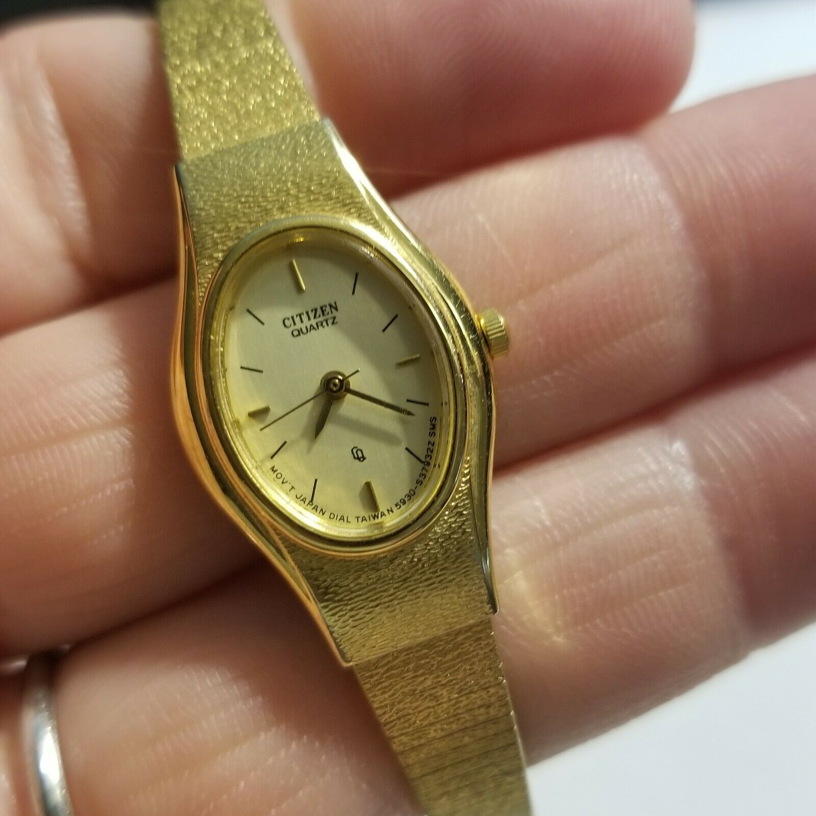 【高価値】 5930-S37932Z-SMS Watch Quartz Citizen Japan Gold Movement 金属工芸