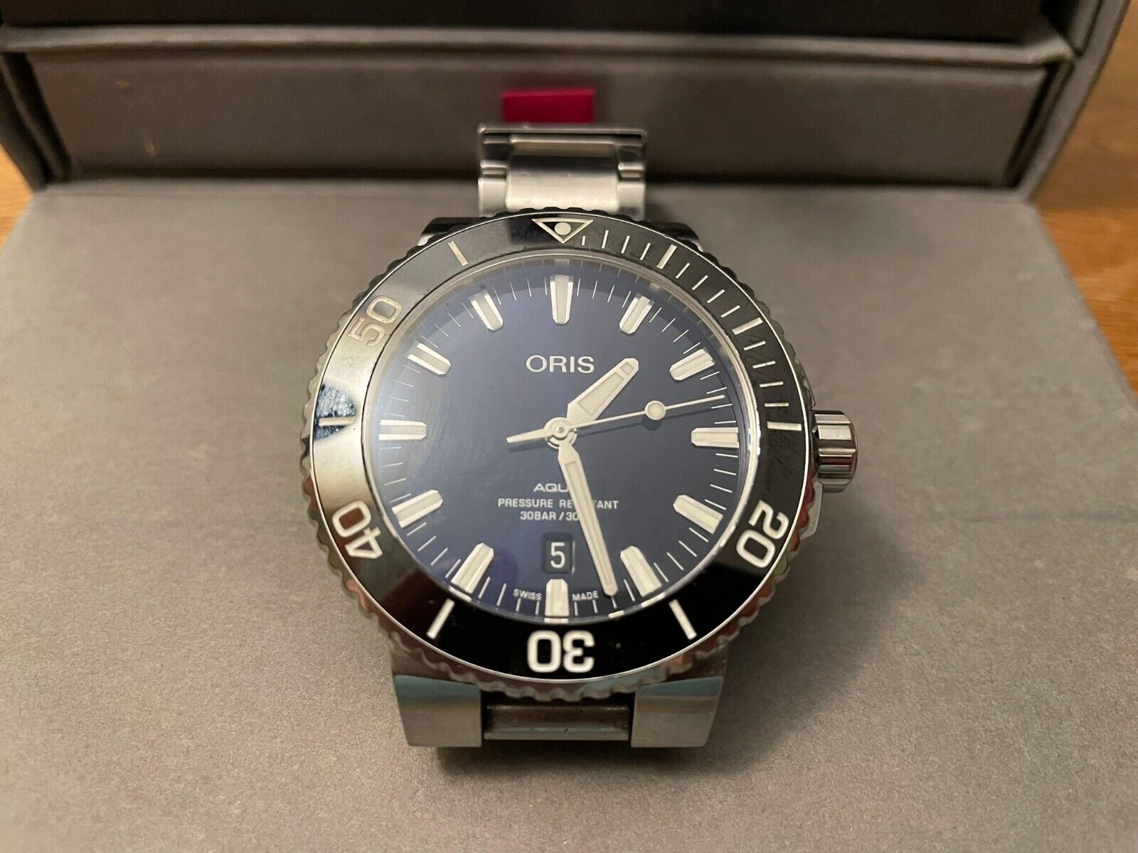 Oris Aquis Watch on Steel with Genuine Oris Rubber Strap and