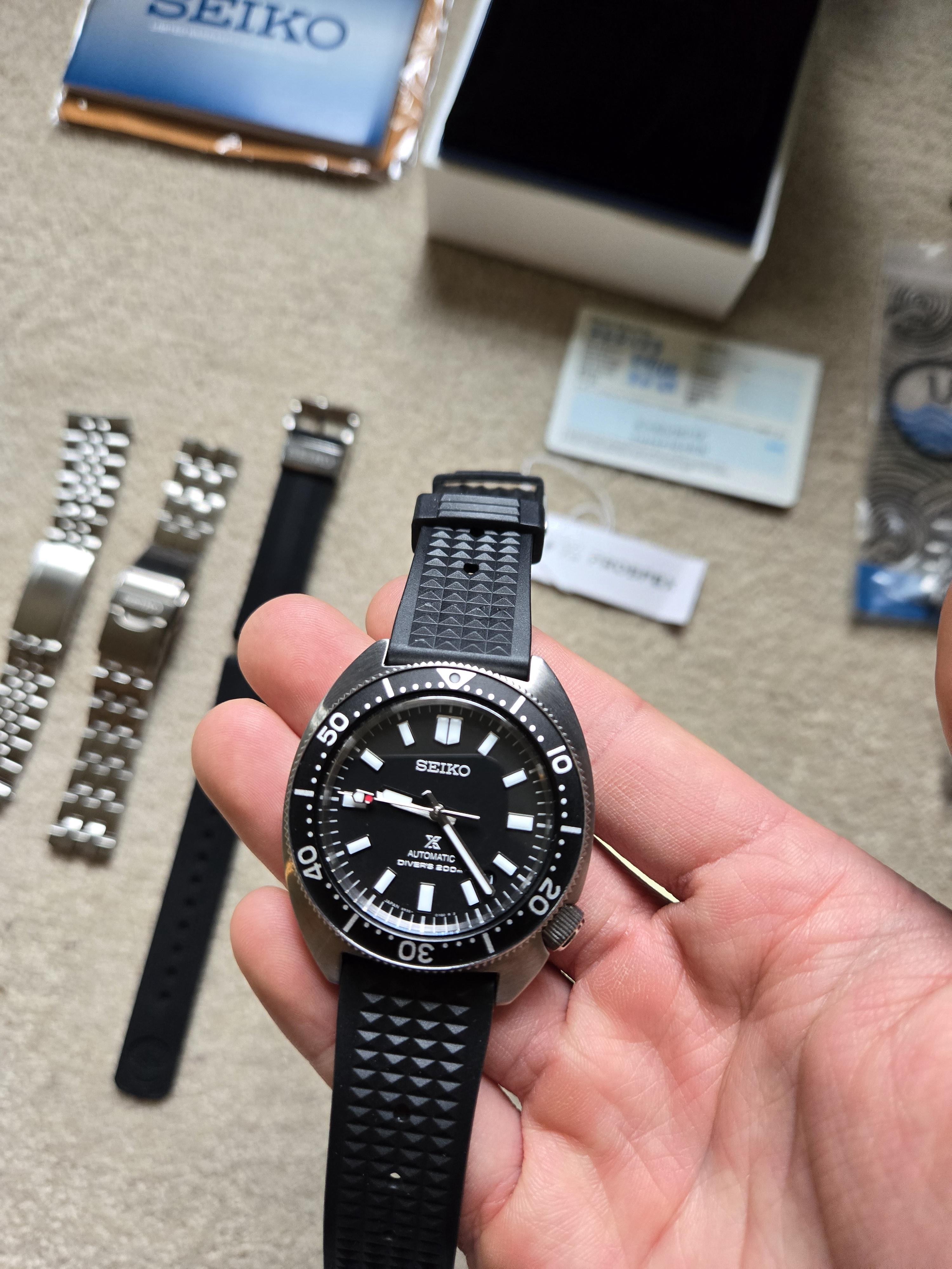 WTS] Seiko SPB317 MINT w/ OEM Bracelet, Z199, Waffle Strap