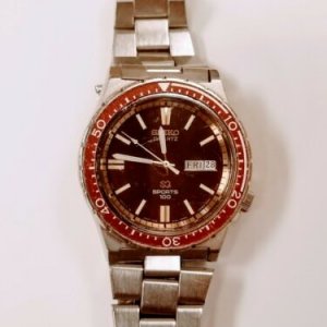 Vintage SEIKO 7123 823F Sports 100 Diver Stainless Watch Purple