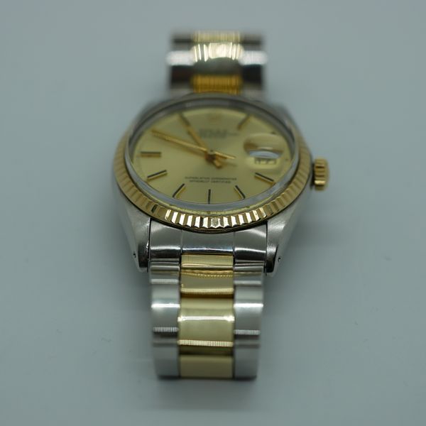 [WTS] Rolex Datejust 36mm two tone, minimal stretch in bracelet
