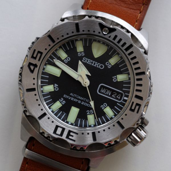 SOLD Seiko Black Monster On Leather WatchCharts sold-seiko-black-monster-on-leather-watchcharts
