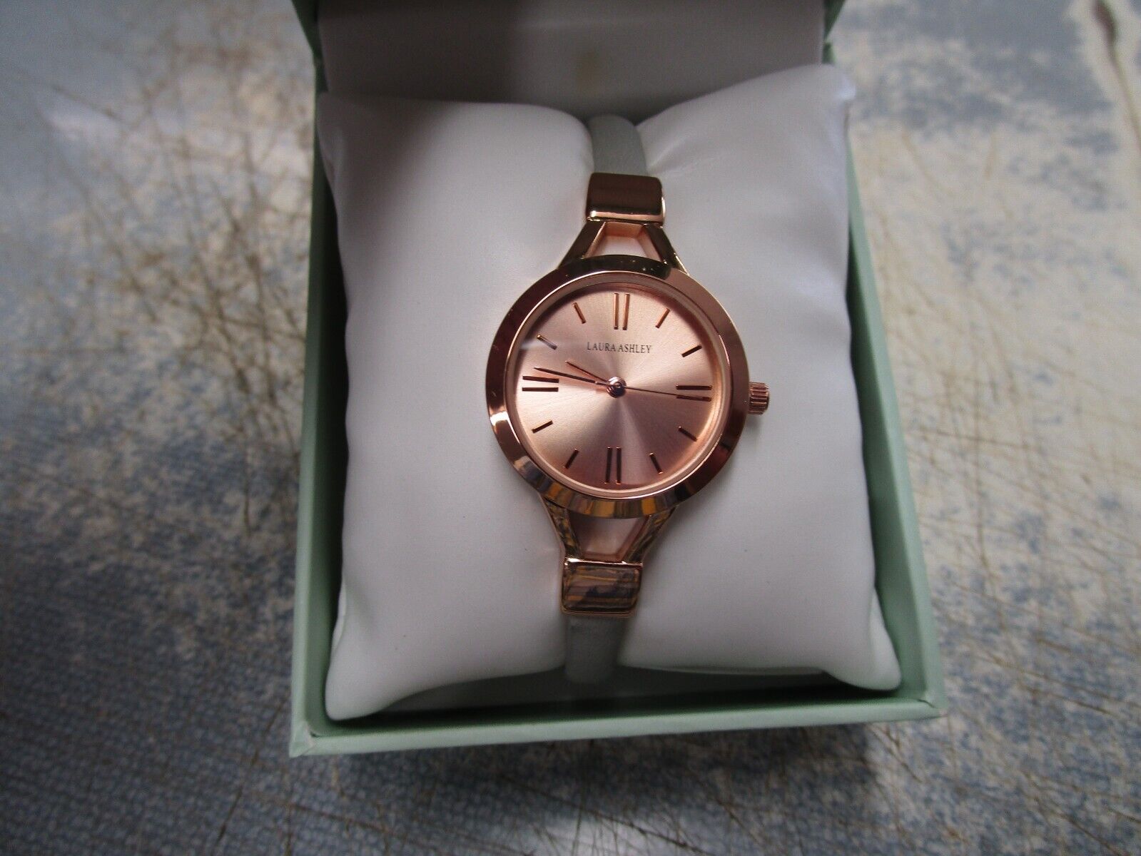 Laura ashley hotsell watches gold