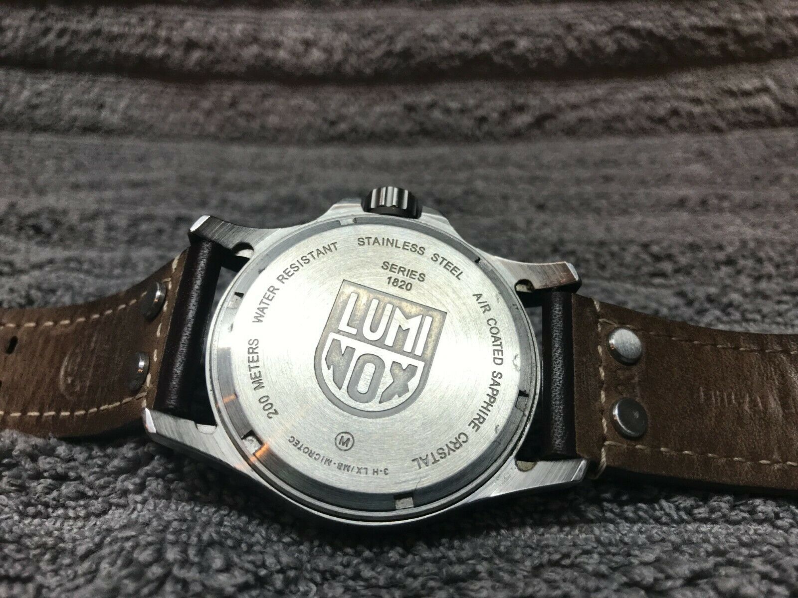 Luminox 1820 Series Day Date 200 Meter Swiss Field Watch Leather 