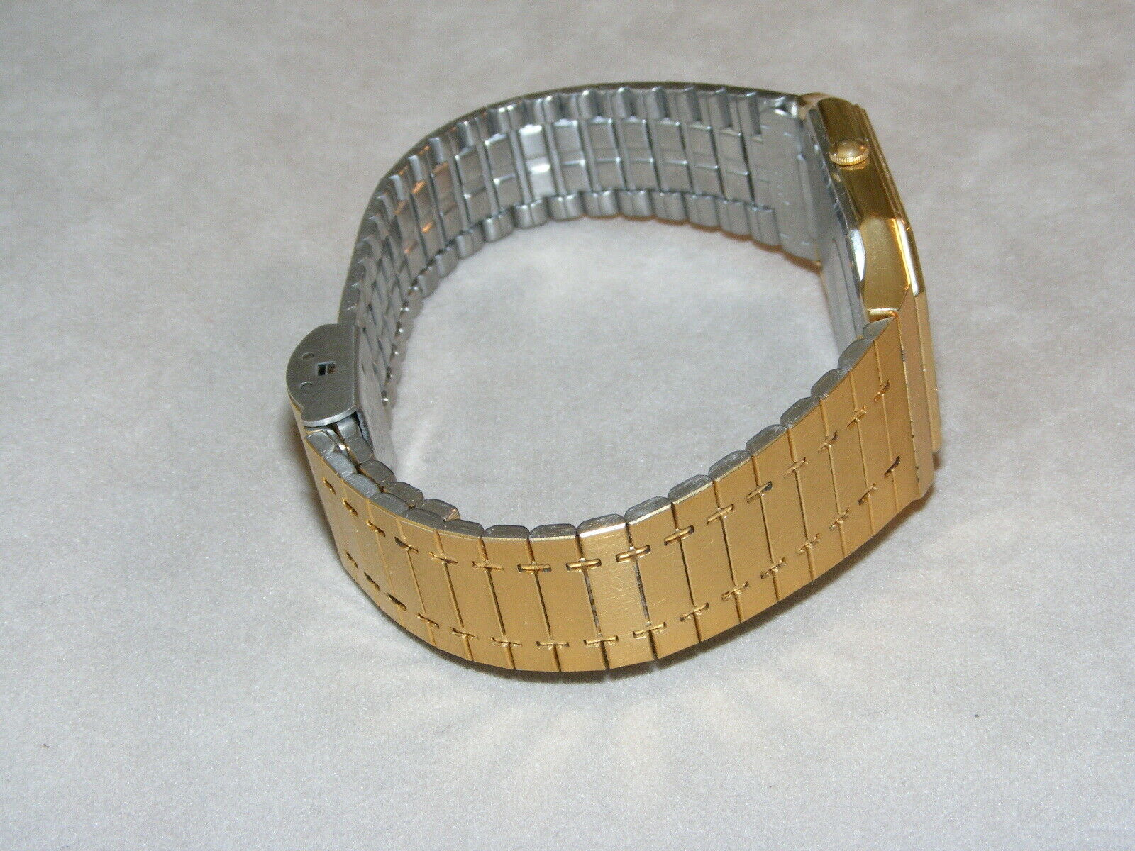 f158da16-c3d9-43a7-9327-