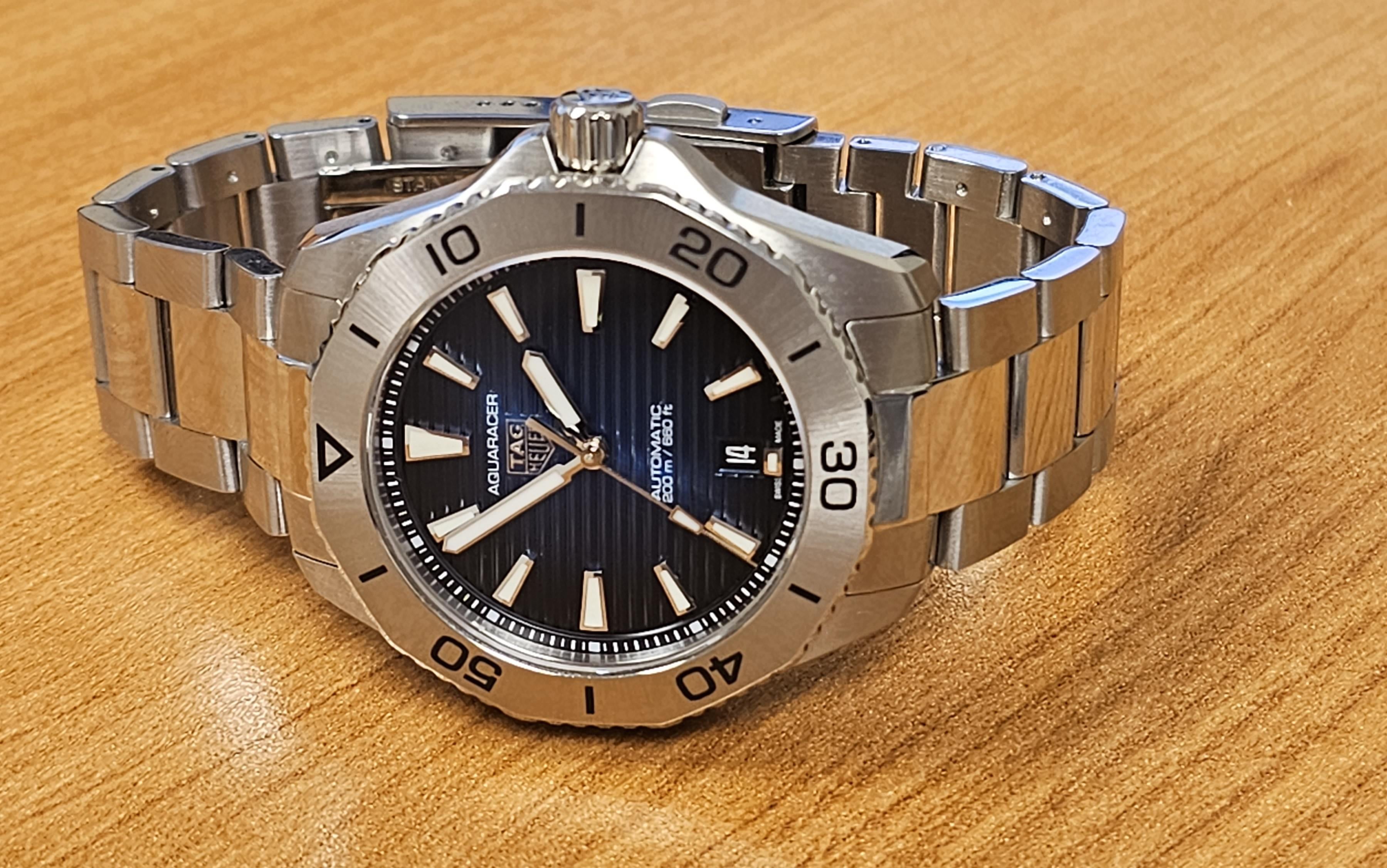 TAG Heuer Aquaracer WBP2111.BA0627 in Stainless Steel