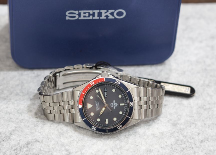 FS: Very Rare NOS Vintage Seiko SQ Quartz Diver 150m Pepsi SCZ399