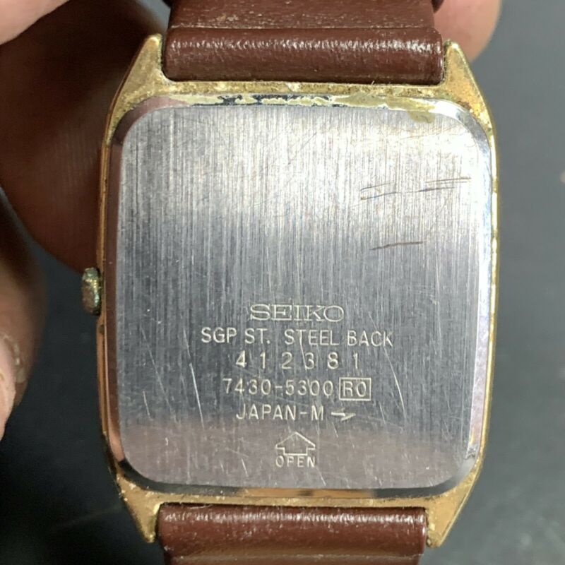 r*3様 SEIKO QUARTZ 14K BACK ST STEEL VINTAGE SEIKO MENS UNISEX QUARTZ WATCH SGP 7430-5300 RO JAPAN