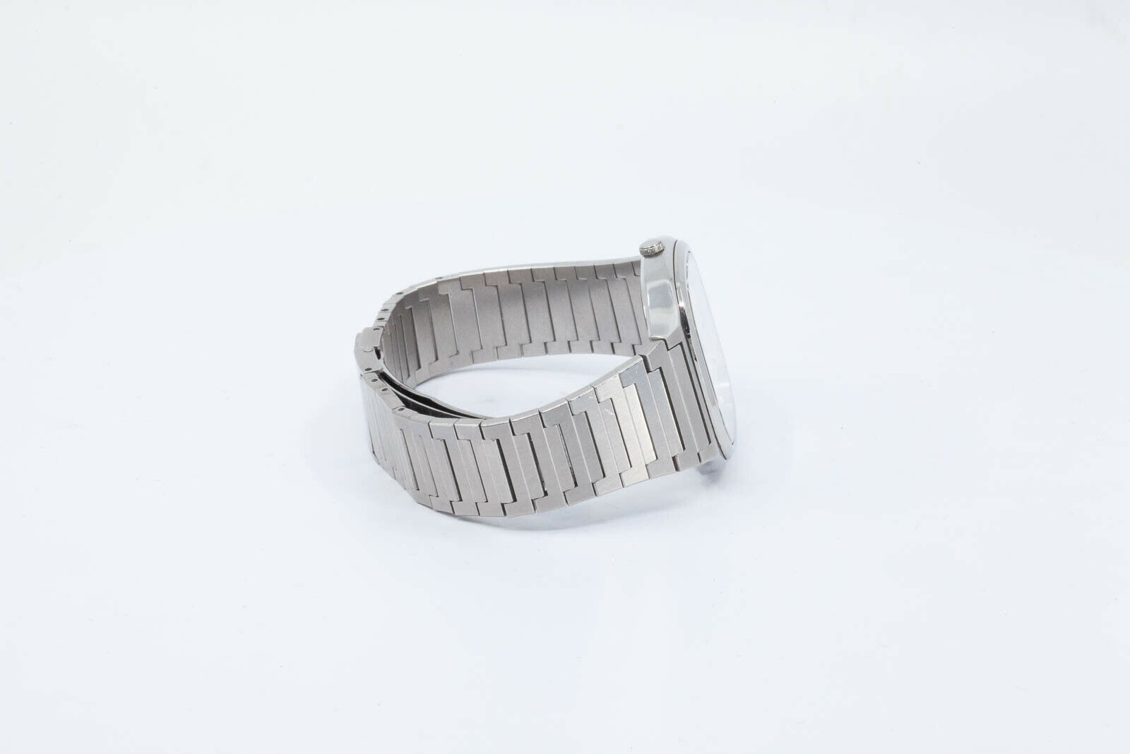 VINTAGE SEIKO QUARTZ 5933-5030 Mens Watch JAPAN | WatchCharts 
