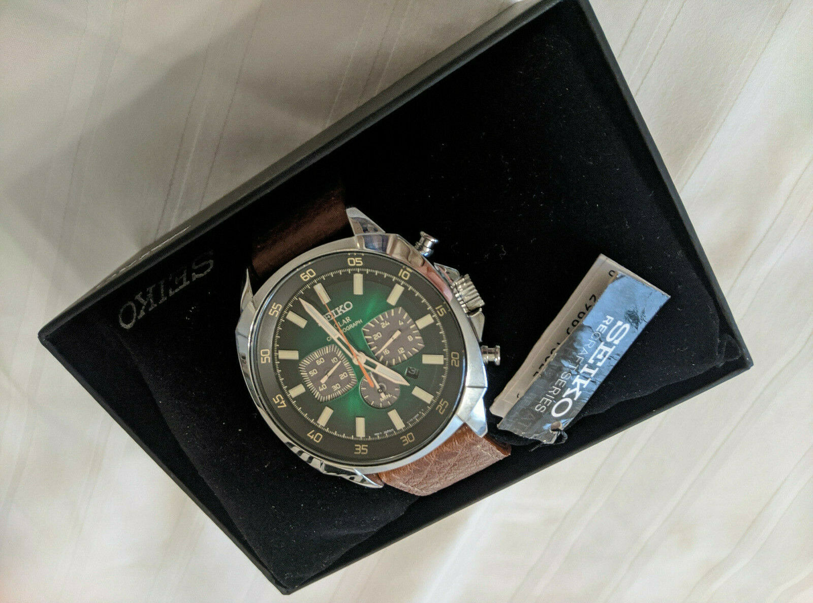 Seiko Solar Quartz Chronograph Green Dail W Stop Watch 24 hour