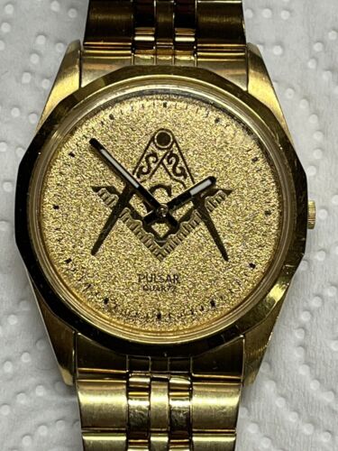 Vintage Masonic Logo Men s Pulsar Quartz Wristwatch V533 8C30 Gold Tone WatchCharts Marketplace