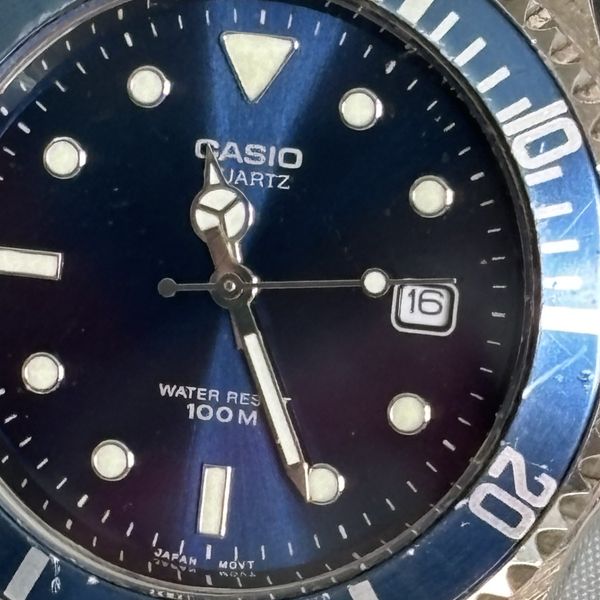 Vintage Diver Style CASIO MTD-1010 Blue Bezel Blue Dial 1346