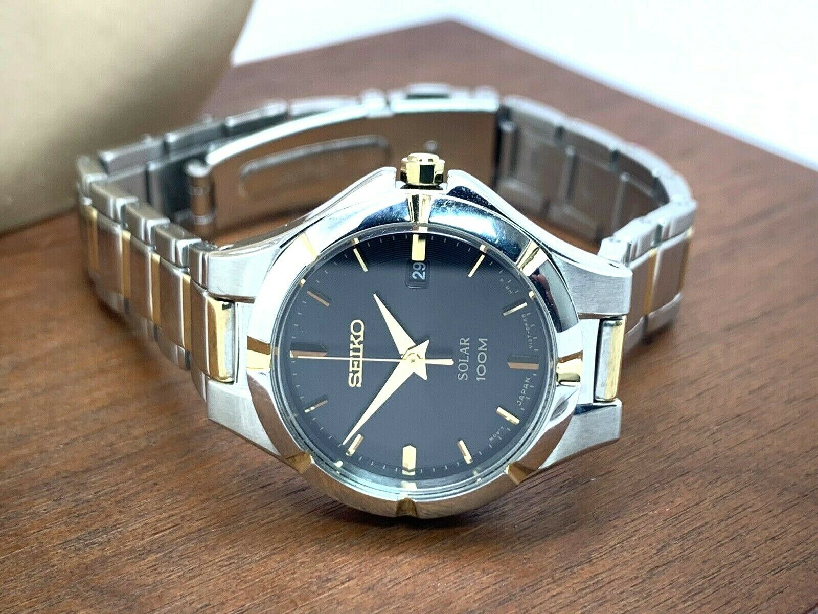 Seiko v137 solar on sale price