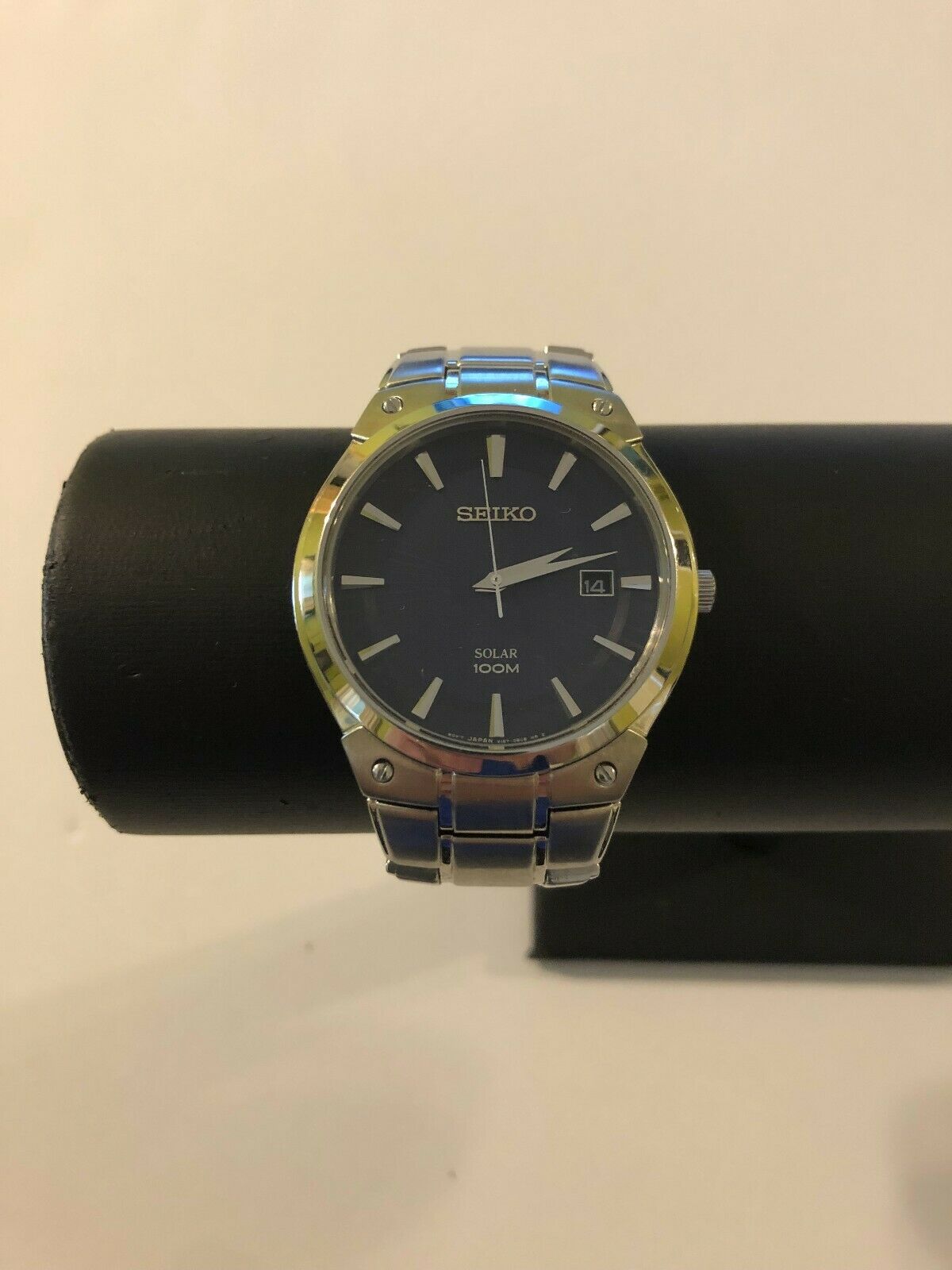 Seiko Solar V157-0AV0 Stainless Steel Date Watch Silver Tone Men's |  WatchCharts