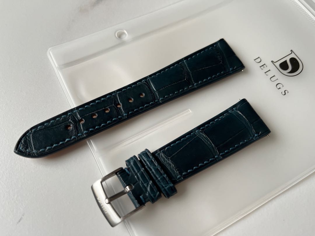 Delugs Matte Boreal Green Alligator Signature Strap 20mm by 16mm Delugs Matte Boreal Green Alligator Signature Strap 20mm by 16mm