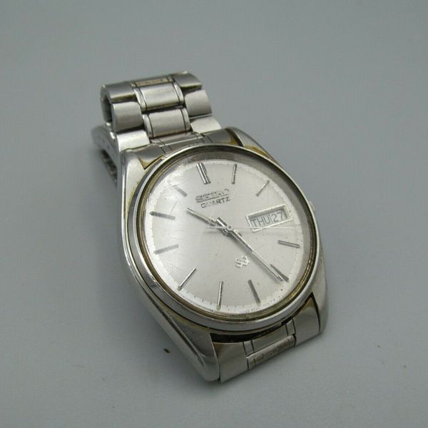 Seiko SQ Calendar Date Day Wristwatch 8223-7189 A6 | WatchCharts