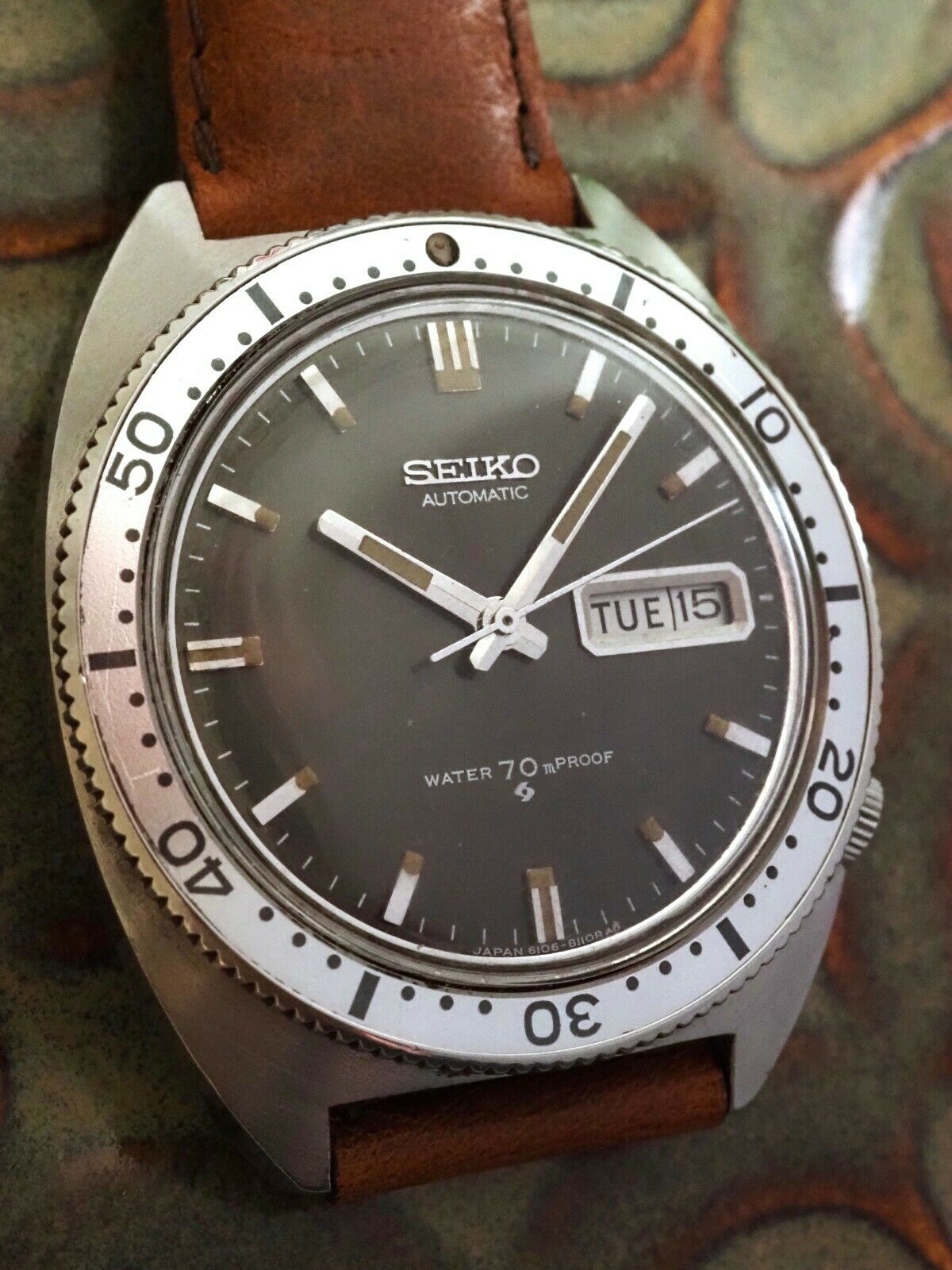 38mm automatic dive watch